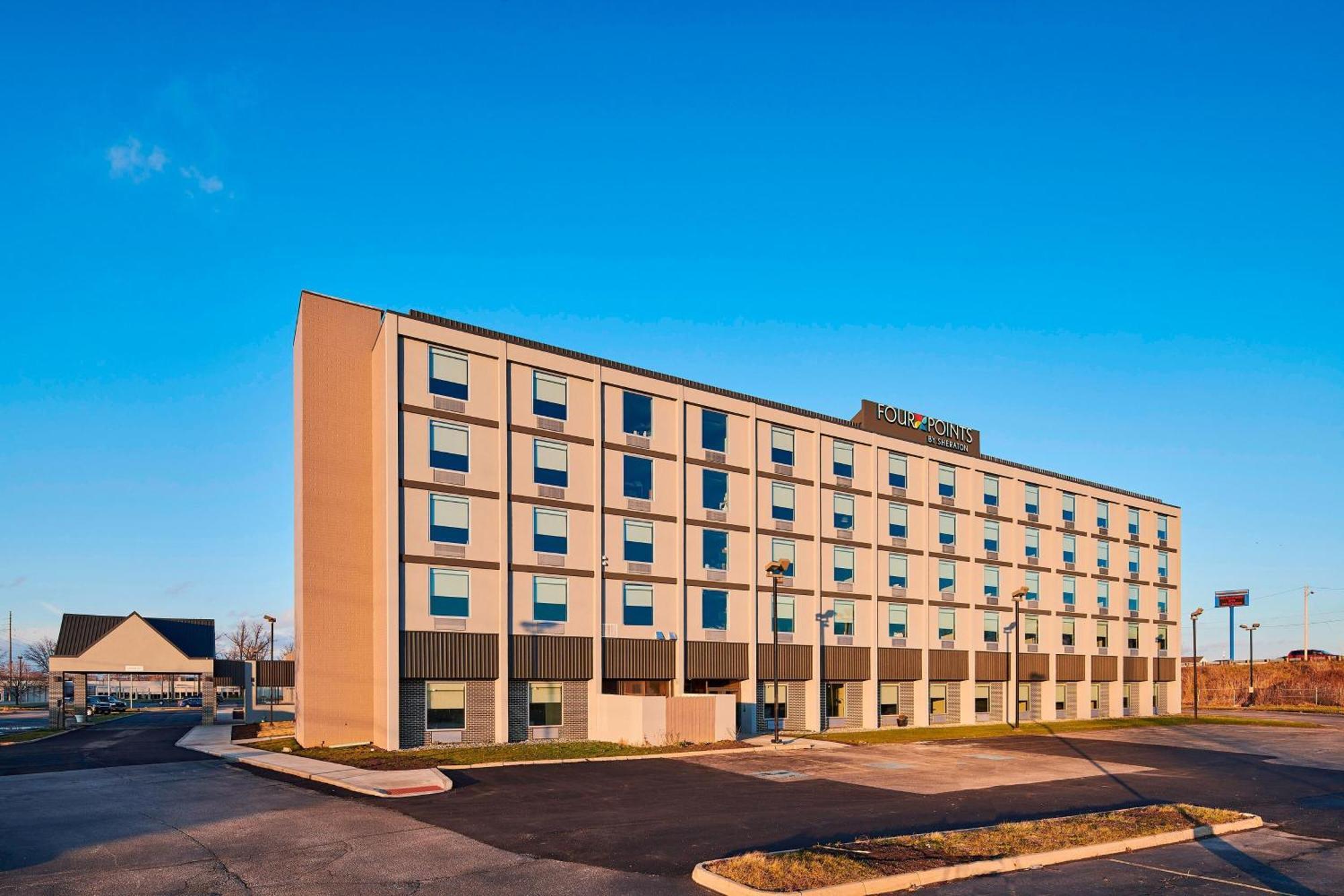 Four Points By Sheraton Cleveland-Eastlake Exterior photo